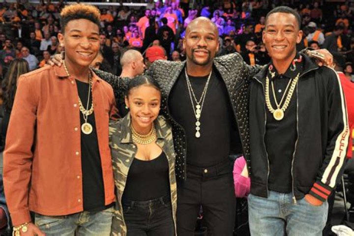 A Deep Dive Into Floyd Mayweather Jr.'s Family