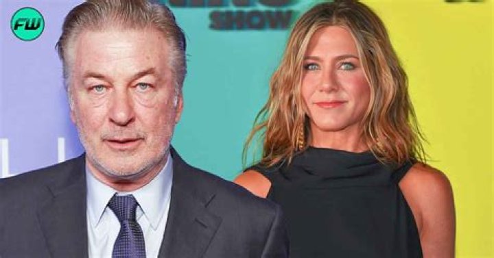 Alec Baldwin says kissing Jennifer Aniston on 30 Rock was painful due to her breath |
