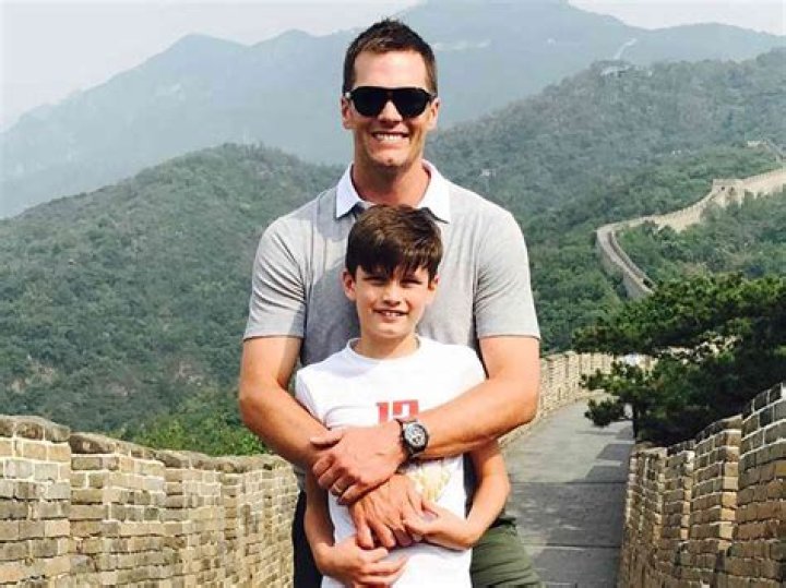 Andrew Frankel's Age, Net Worth, And Love Life With Bridget Moynahan