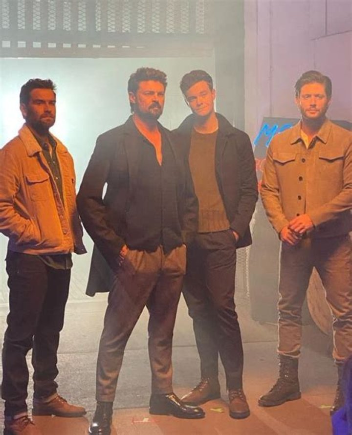 Are Karl Urban And Keith Urban Brothers?