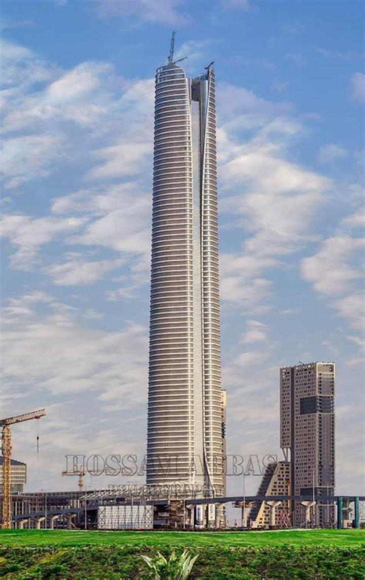 Caitlin Clark's Towering Height: Unlocking The Enigma