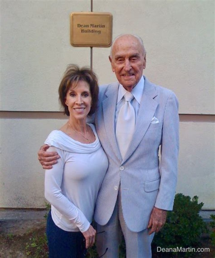 Darien Martin- Net Worth, Bio, Age, Girlfriend, Height, Career |