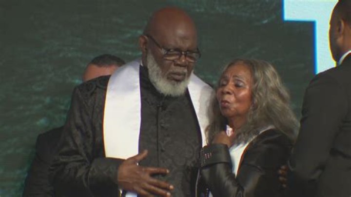 Did T.D. Jakes Resign From His Church: The Truth Revealed