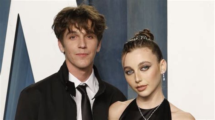 Emma Chamberlain Love Life: Single, Exes, Rumored Boyfriends