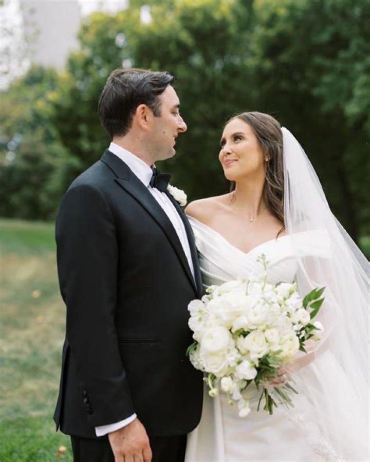 Emma Rechenberg: A Dreamlike Wedding To Cherish