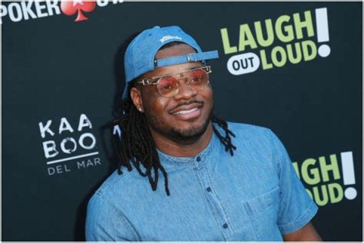 Emmanuel Hudsons Wiki: Age, Height, Girlfriend, Net Worth. Gay?