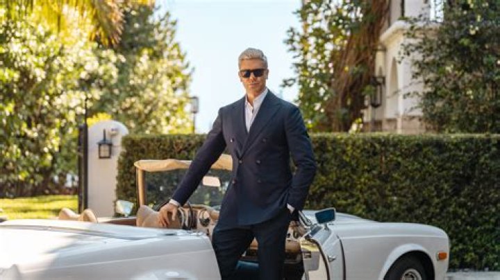 Explained: Why did Fredrik Eklund leave Million Dollar Listing? Tue 25 January 2022 15:43 Fi ·