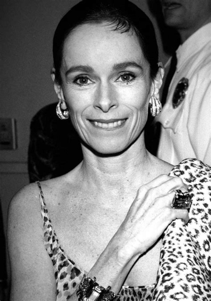 Geraldine Chaplin Height ·