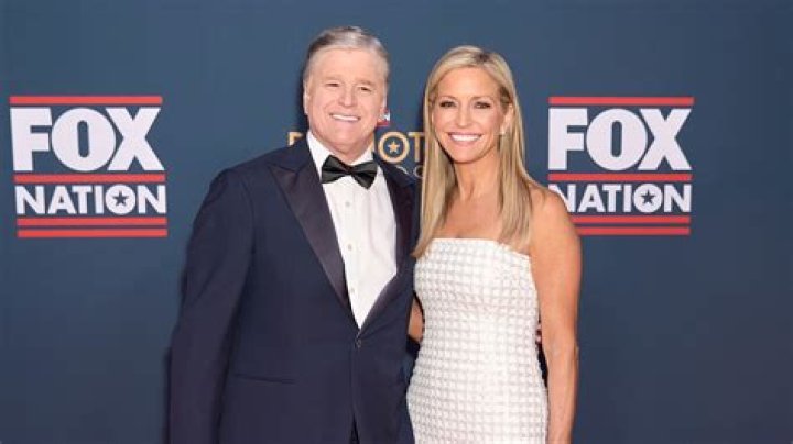 Get The Inside Scoop: Hannity's Wife Revealed