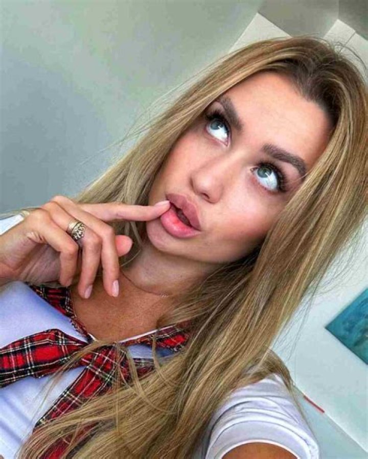 Hayley Eastham Height, Weight, Net Worth, Age, Birthday, Wikipedia, Who, Nationality, Biography