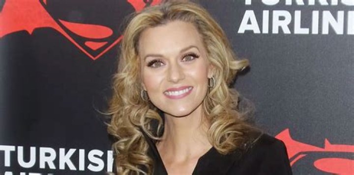Hilarie Burton Age