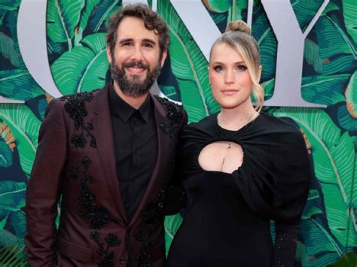 How Tall Is Josh Groban? Uncovering The Mystery Behind His Height
