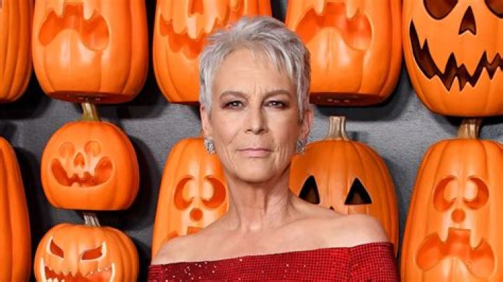 Jamie Lee Curtis stuns in a high-cut leotard in callback to iconic movie moment