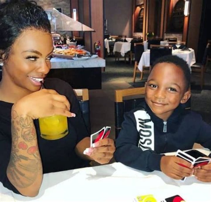 Jess Hilarious Wiki, Biography, Net Worth, Age, Husband, Boyfriend, Son |