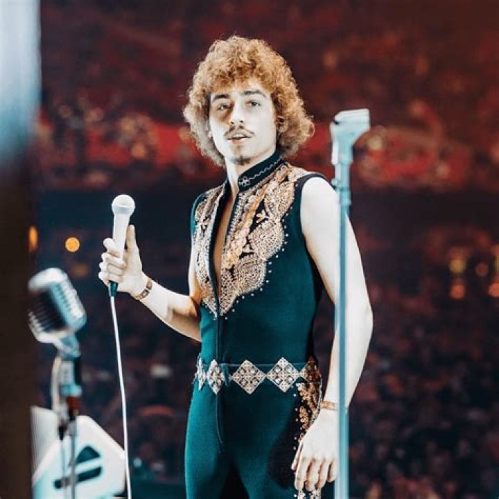 Joshua Kiszka- Bio, Wiki, Age, Height, Weight, Net Worth, Relationship ·