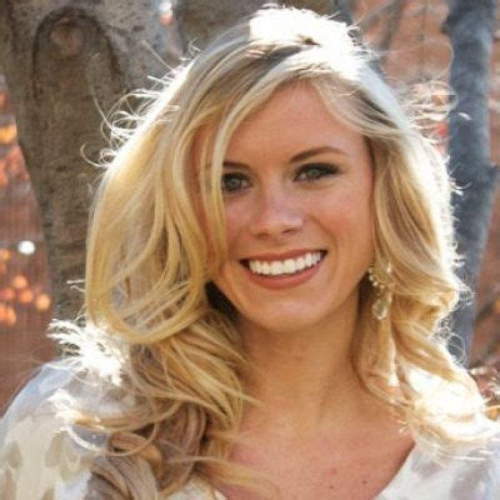 Katie Kearney- Wiki, Age, Height, Net Worth, Boyfriend, Ethnicity ·