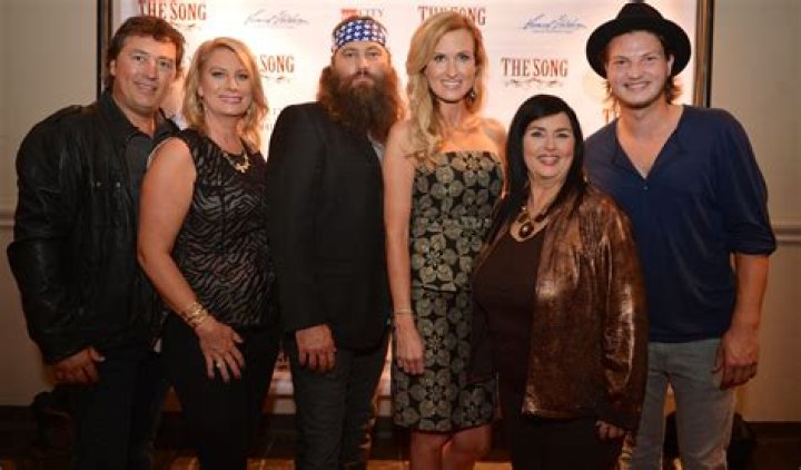 Kay Robertson Net Worth Income