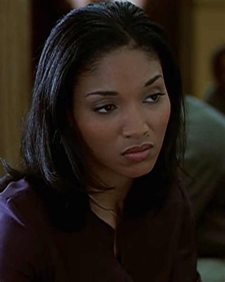 Lisa Arrindell's Age And Journey