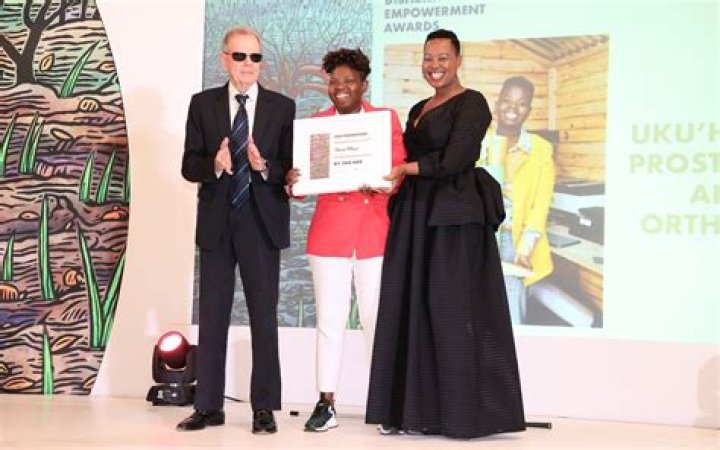 Liz Moynihan Wikipedia And Biography: Age And Family