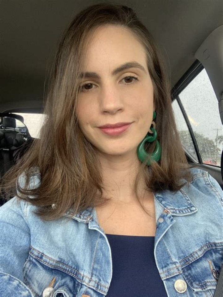 Luiza Barros - Trivia, Family, Bio