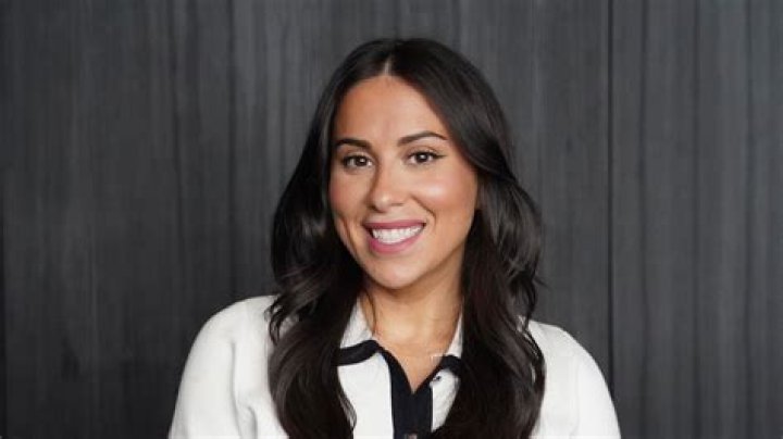 Margo Oshry Net Worth, Age, Height, Bio, Birthday, Wiki!