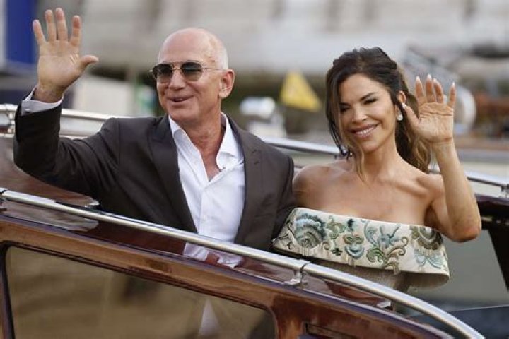 Meet Jeffrey Bezos' Daughter: An Insider's Look Into Her Life And Legacy