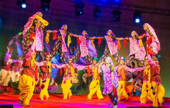 Oaks Garba: Your Guide To The Traditional Gujarati Dance