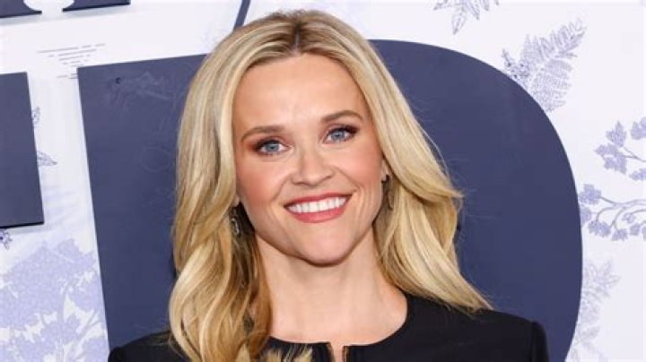 Reese Witherspoon's Stunning Curves: Exploring Her Measurements