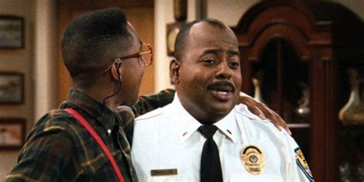 Reginald VelJohnson played Carl Winslow in Family Matters.