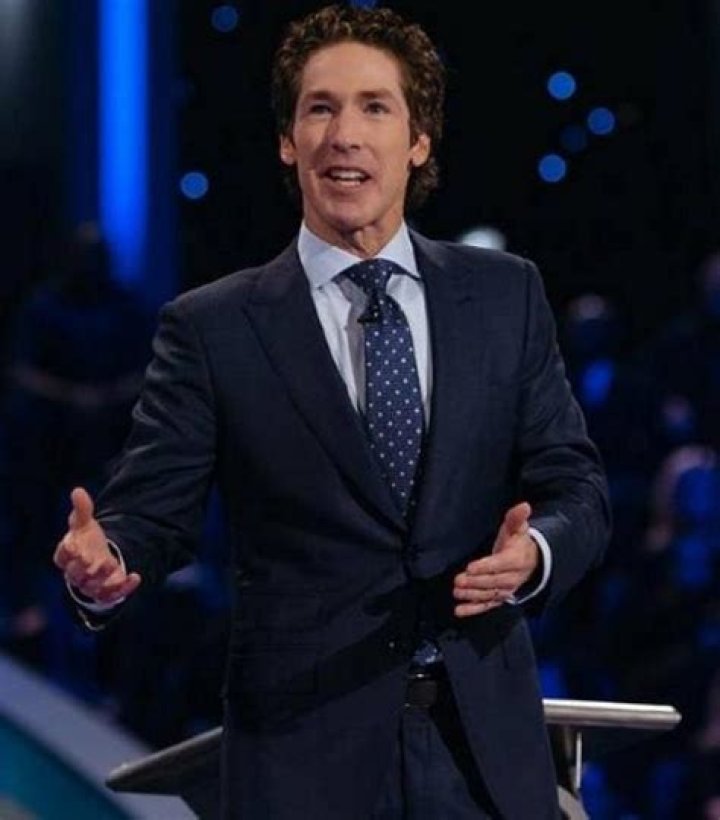 Ron Meyer Biography, Age, Height, Wife, Net Worth, Family ·