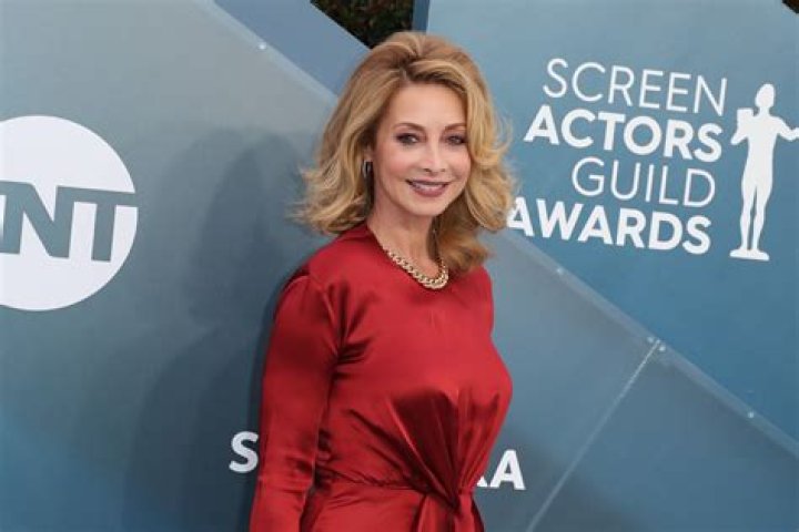 Sharon Lawrence - CelebNetWorth | BeamBlog