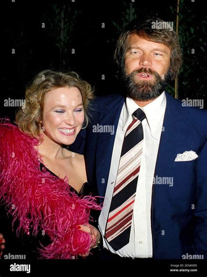 Tanya Tucker Married To Glen Campbell ·