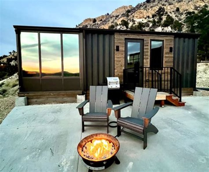 Uncover The Hidden Abode Of Ana Stowell: Exclusive Insights Revealed