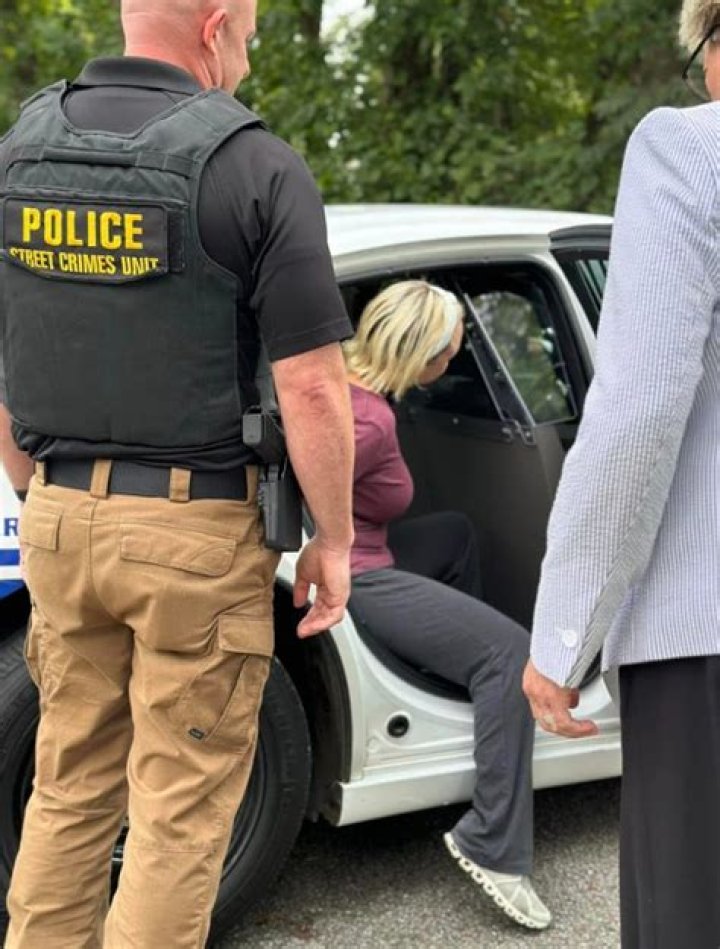 Uncover The Secrets Of Alissa McCommon's Enduring Marriage