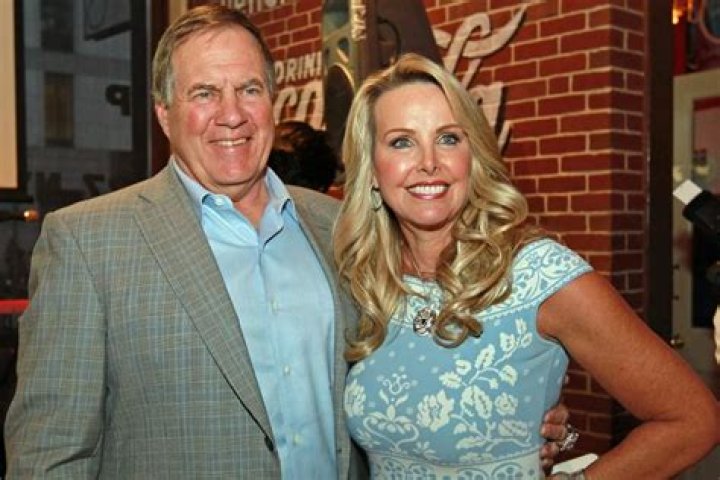 Uncover The Truth: Linda Holliday's Age Revealed!