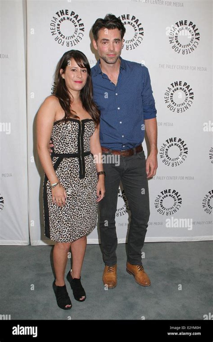 Uncover The Untold Story Of Freddie Prinze Jr. And Kimberly McCullough: A Hollywood Duo