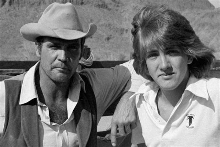Uncover The Untold Story Of Lee Majors' Wife: Discoveries And Insights