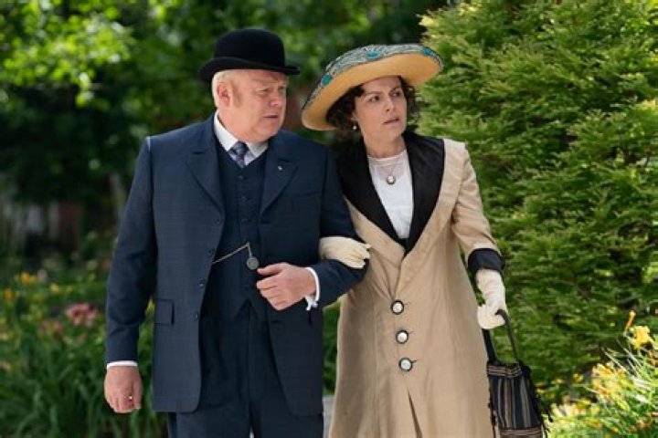 Unveiling The Essence Of Arwen Humphreys' Age: Discoveries And Insights