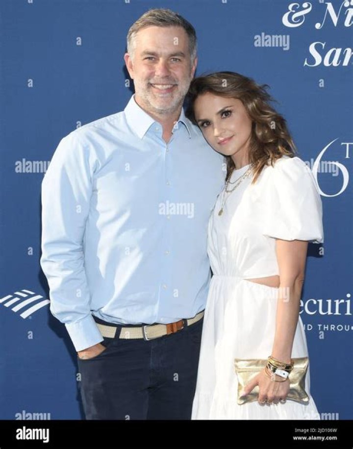 Unveiling The Fortune Of Rachael Leigh Cook: Discoveries And Insights