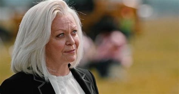 Unveiling The Height Of Sally Struthers And Its Intriguing