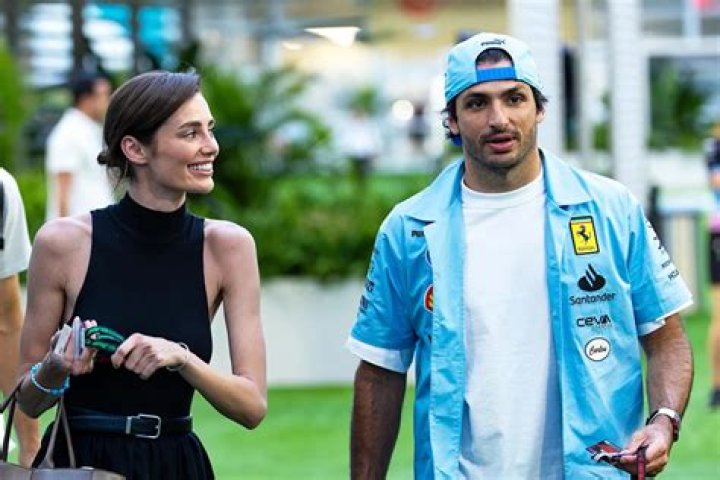 Unveiling The Inspiring Story Of Carlos Sainz Jr.'s Wife