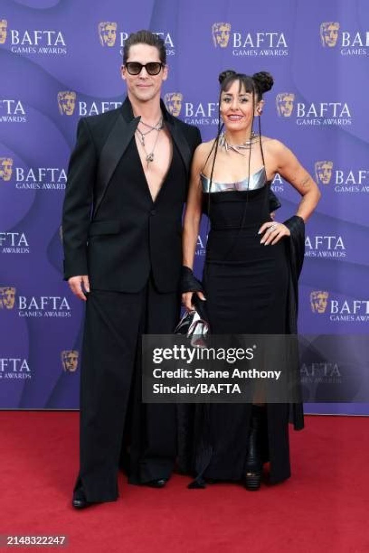 Unveiling The Multifaceted World Of Kimberly Loaiza's Husband