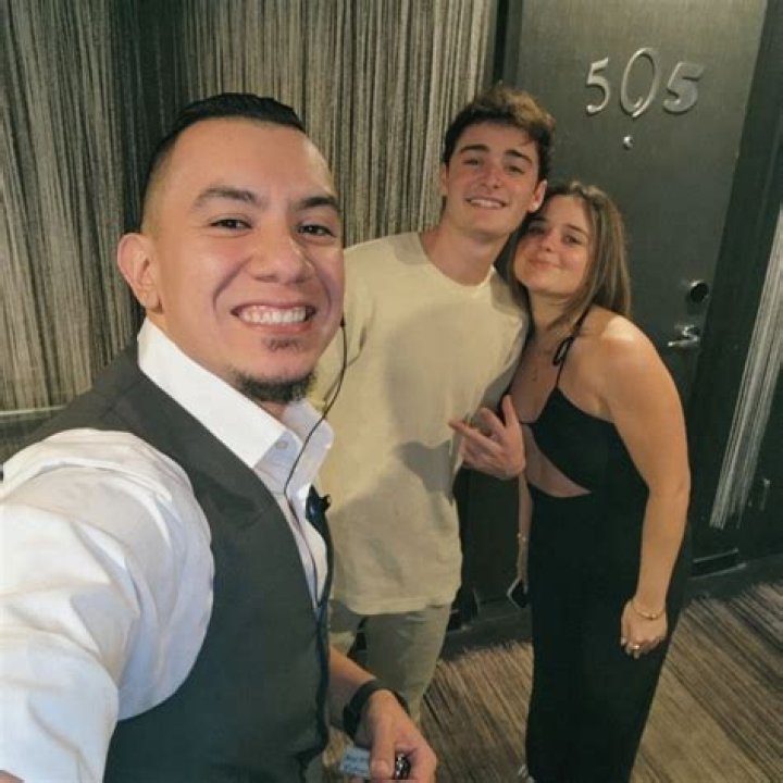 Unveiling The Truth Behind Noah Schnapp's Twin Sister: Surprising Revelations