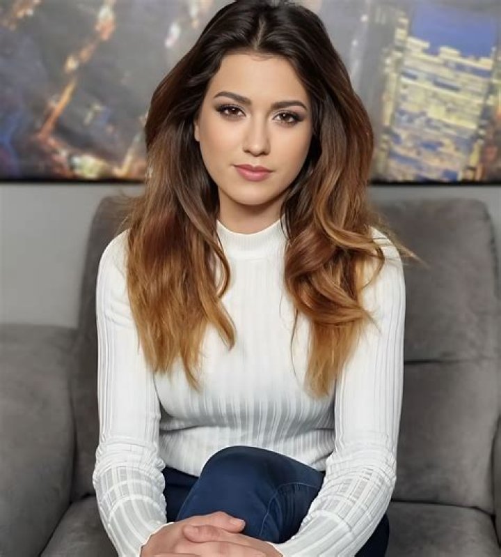 Valentina Biography, Age, Height, Husband, Net Worth, Family ·