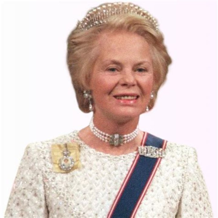 Warren Morris Biography, Age, Height, Wife, Net Worth, Family