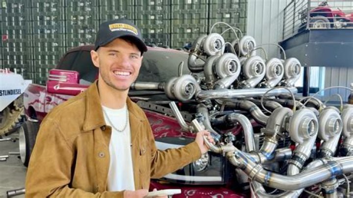 What Is Mrs Whistlindiesel Real Name? Age And Net Worth