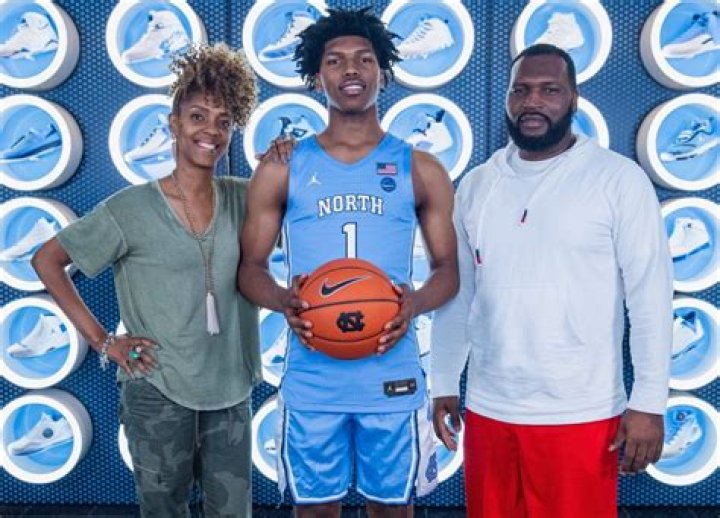 Who Are Alecia Thompson And Dennis Love, Caleb Love Parents? Family ·