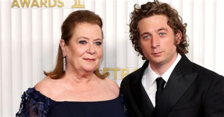 Who Are Jeremy Allen White Parents? Here's What We Know About The American Actor ·