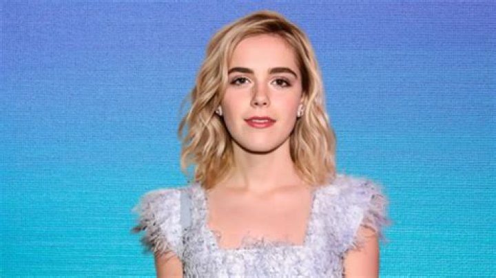 Who are Kiernan Shipka Parents? Meet John Young Shipka and Erin Ann Shipka ·