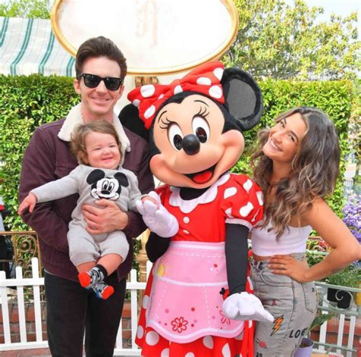 Who Is Drake Bell's Wife Janet Von?